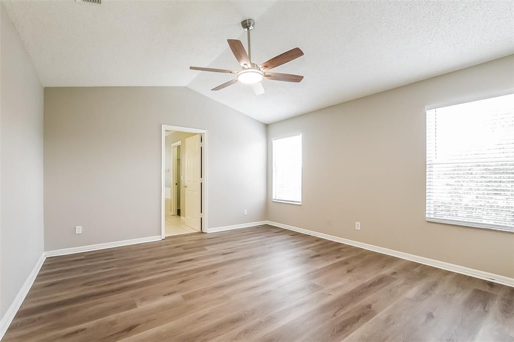 For Sale: $439,900 (3 beds, 2 baths, 2149 Square Feet)