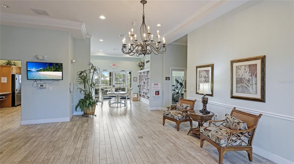For Sale: $325,000 (2 beds, 2 baths, 1334 Square Feet)