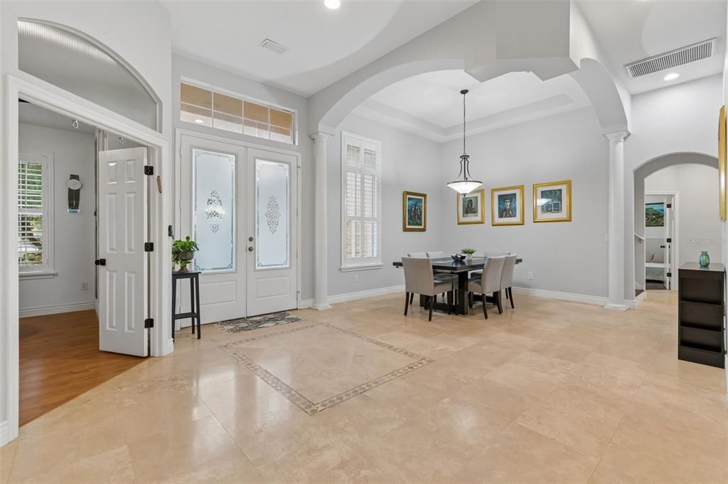 En Venta: $1,095,000 (5 camas, 4 baños, 3514 Pies cuadrados)