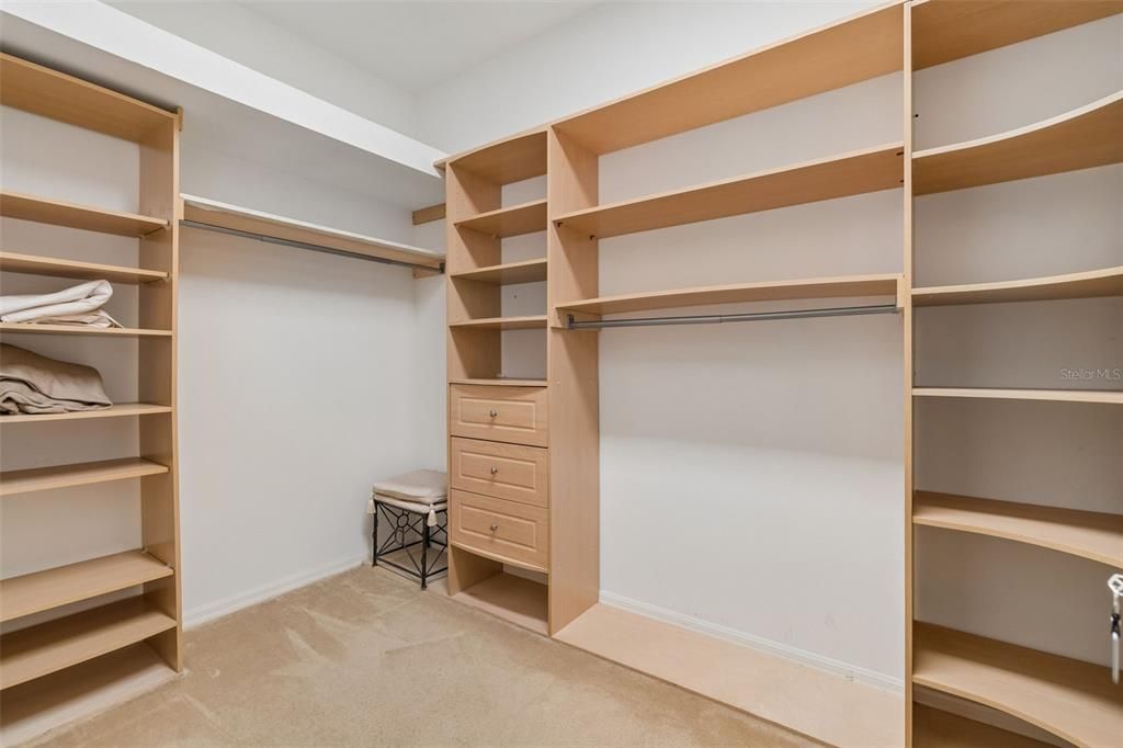 En Venta: $1,095,000 (5 camas, 4 baños, 3514 Pies cuadrados)