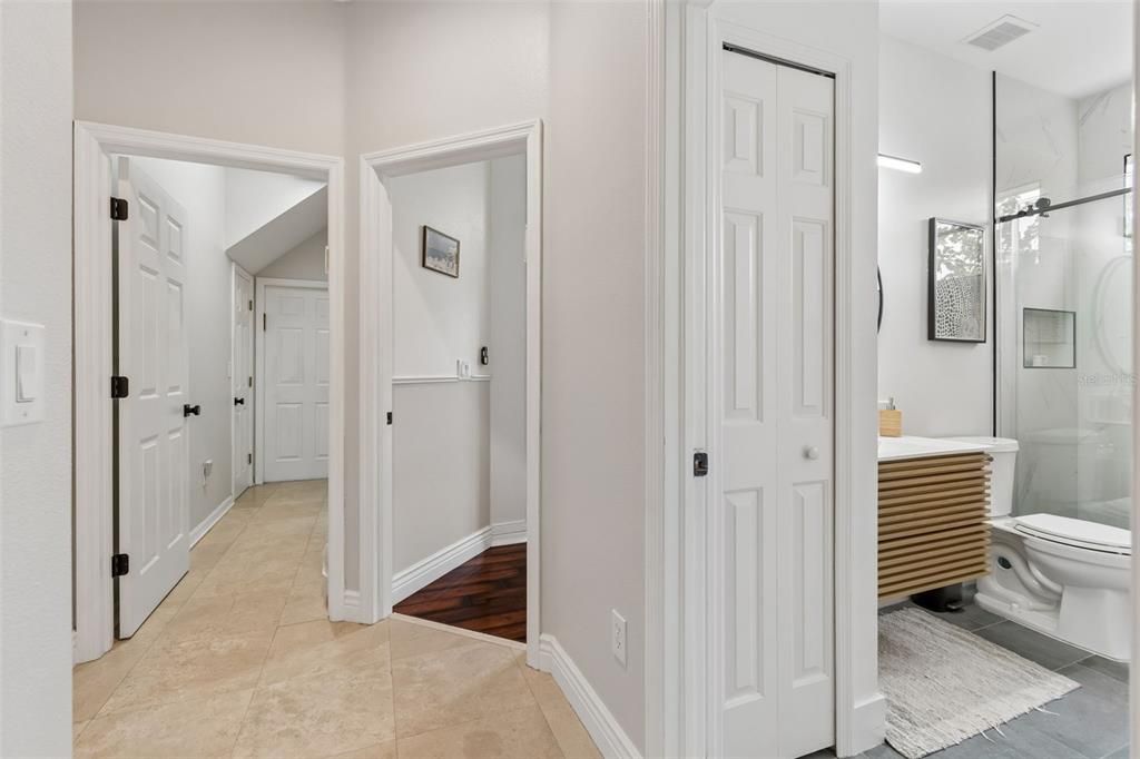 En Venta: $1,095,000 (5 camas, 4 baños, 3514 Pies cuadrados)