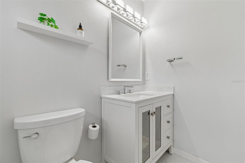 En Venta: $1,095,000 (5 camas, 4 baños, 3514 Pies cuadrados)