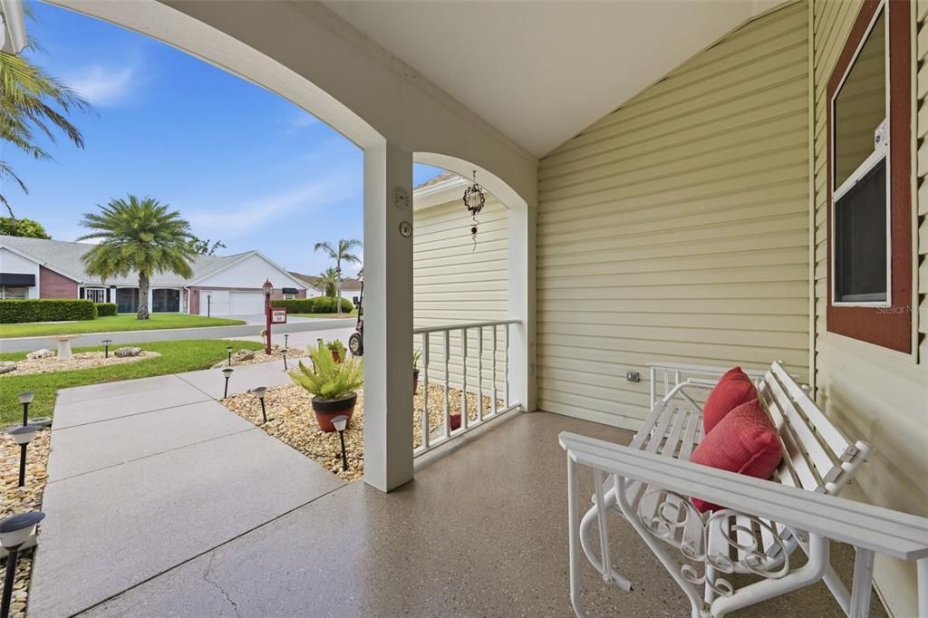 For Sale: $299,000 (2 beds, 2 baths, 1530 Square Feet)