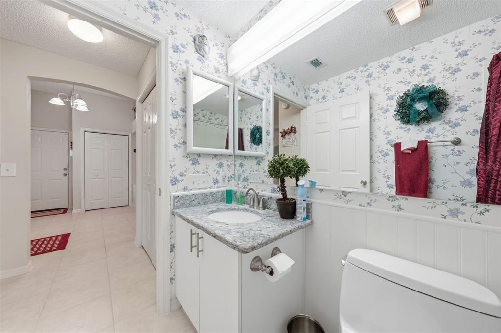 For Sale: $299,000 (2 beds, 2 baths, 1530 Square Feet)