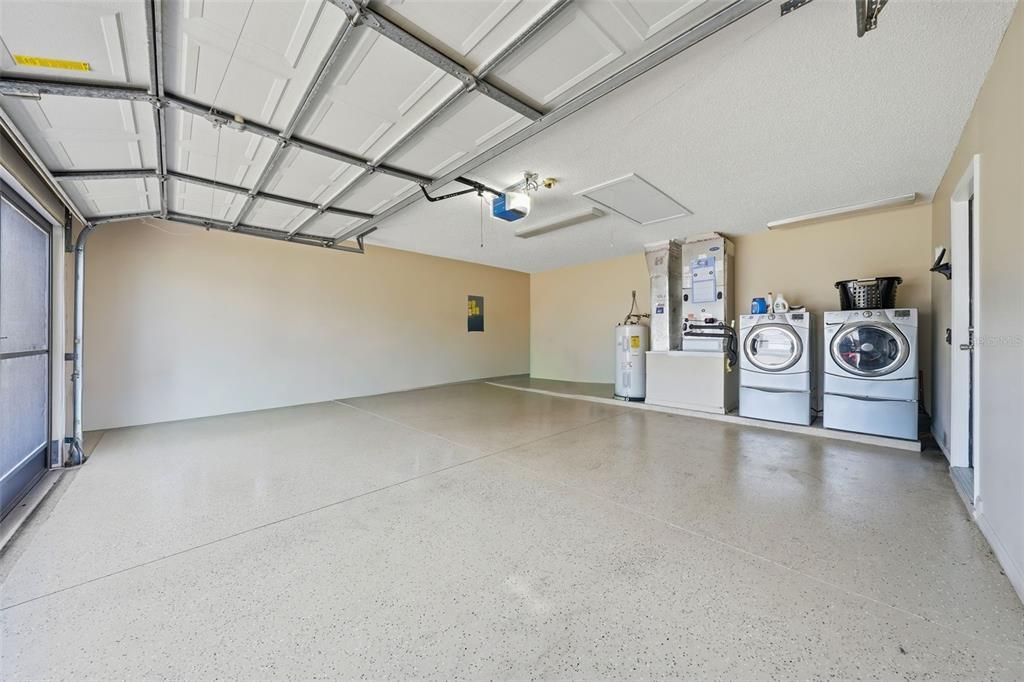 For Sale: $299,000 (2 beds, 2 baths, 1530 Square Feet)