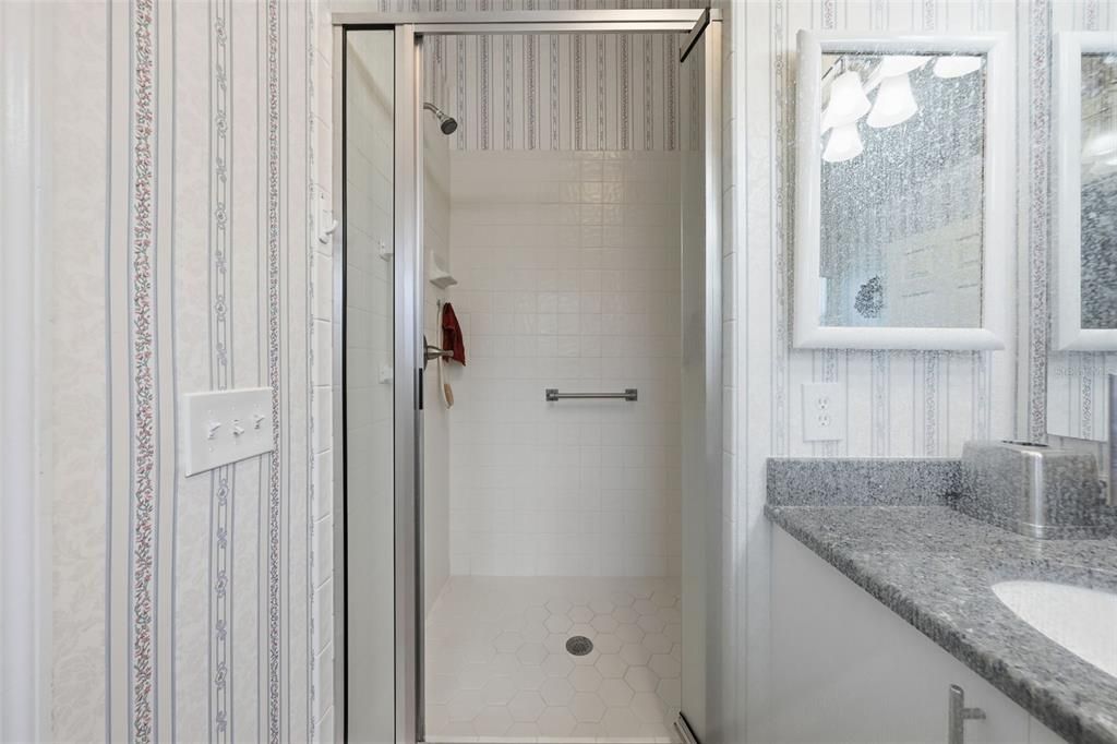 For Sale: $299,000 (2 beds, 2 baths, 1530 Square Feet)