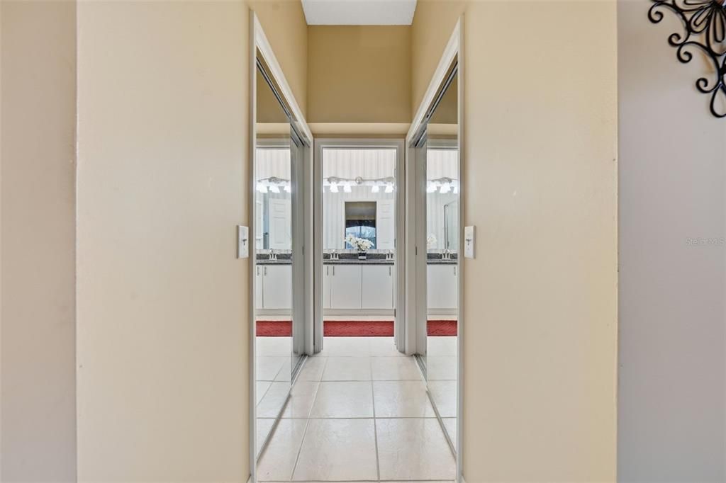For Sale: $299,000 (2 beds, 2 baths, 1530 Square Feet)