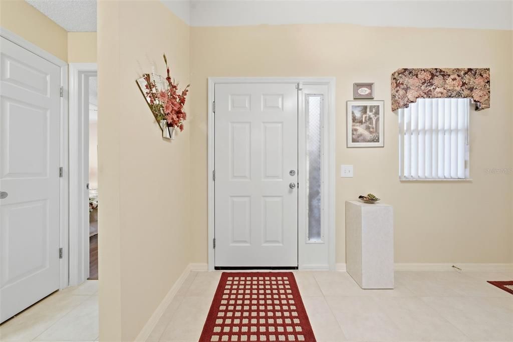 For Sale: $299,000 (2 beds, 2 baths, 1530 Square Feet)