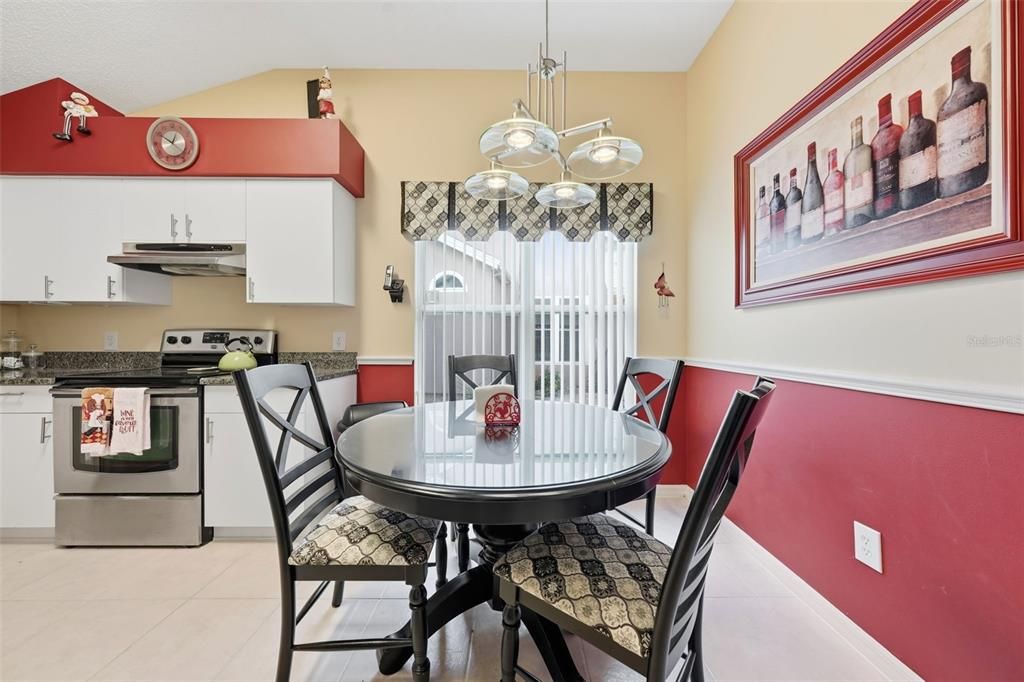 For Sale: $299,000 (2 beds, 2 baths, 1530 Square Feet)