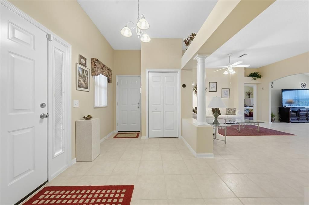 For Sale: $299,000 (2 beds, 2 baths, 1530 Square Feet)