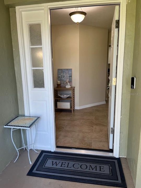 Activo con contrato: $325,000 (3 camas, 2 baños, 1730 Pies cuadrados)