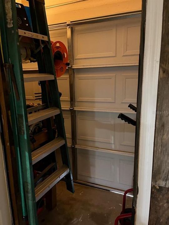 Activo con contrato: $325,000 (3 camas, 2 baños, 1730 Pies cuadrados)