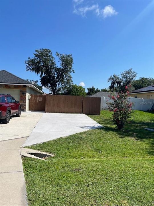Activo con contrato: $325,000 (3 camas, 2 baños, 1730 Pies cuadrados)