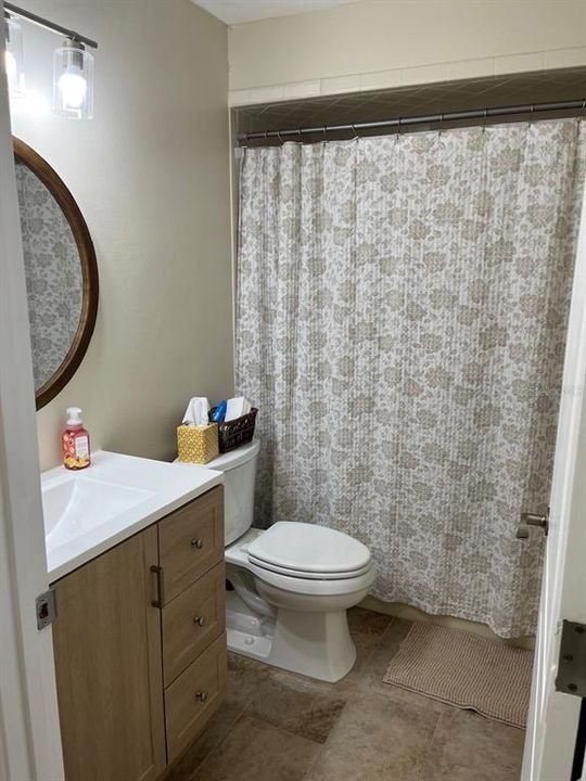 Activo con contrato: $325,000 (3 camas, 2 baños, 1730 Pies cuadrados)