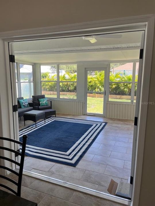 Activo con contrato: $325,000 (3 camas, 2 baños, 1730 Pies cuadrados)