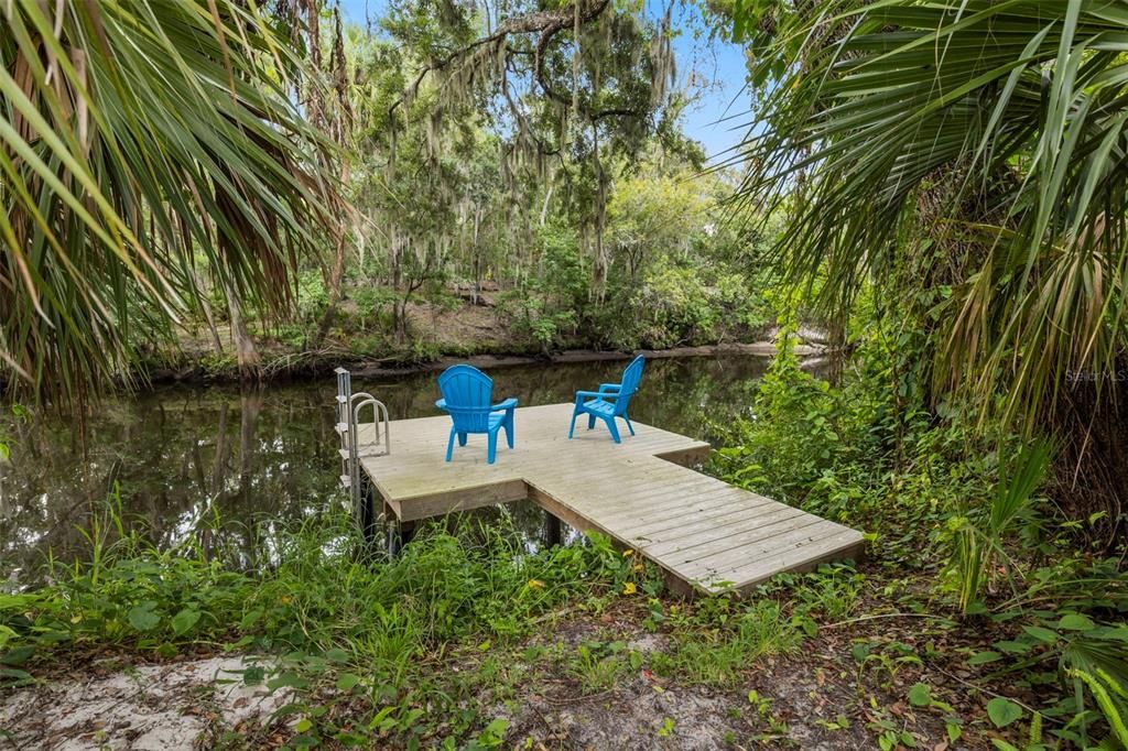 En Venta: $715,000 (4 camas, 3 baños, 2000 Pies cuadrados)
