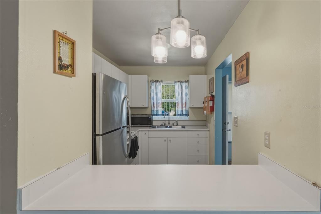 For Sale: $218,000 (3 beds, 2 baths, 1014 Square Feet)