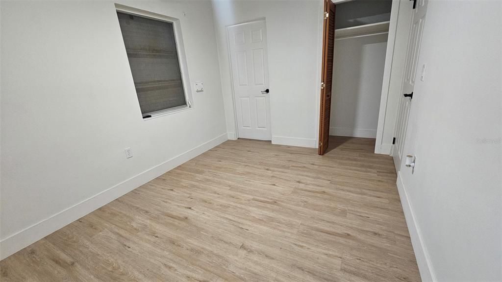 For Sale: $254,900 (3 beds, 2 baths, 912 Square Feet)