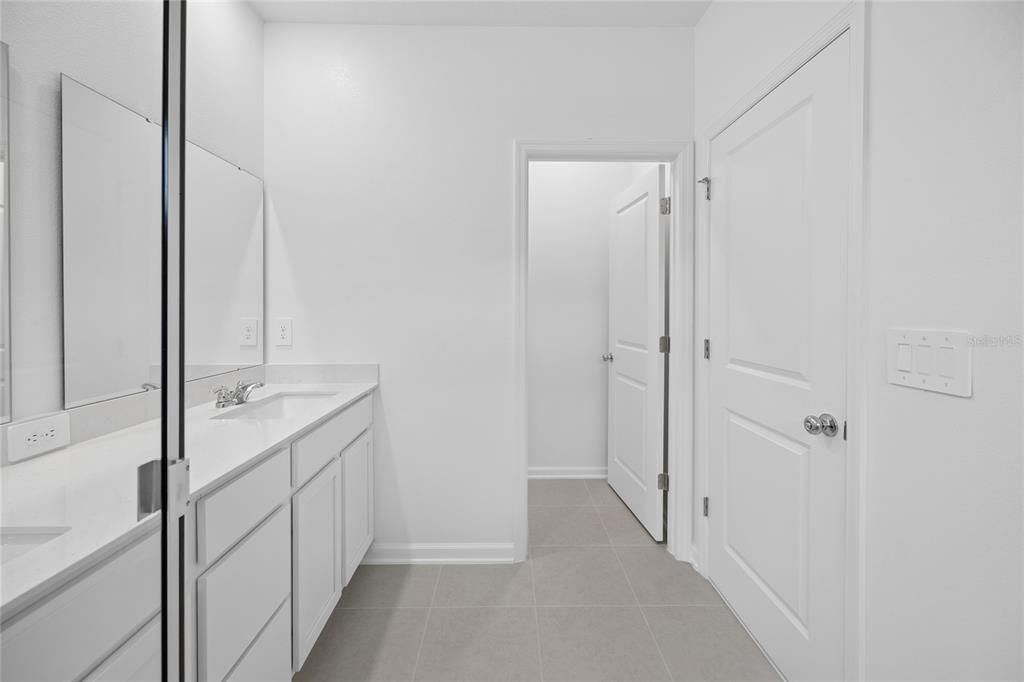 For Rent: $2,000 (3 beds, 2 baths, 1873 Square Feet)