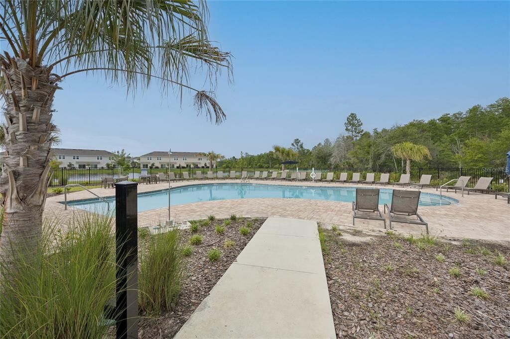 For Rent: $2,000 (3 beds, 2 baths, 1873 Square Feet)