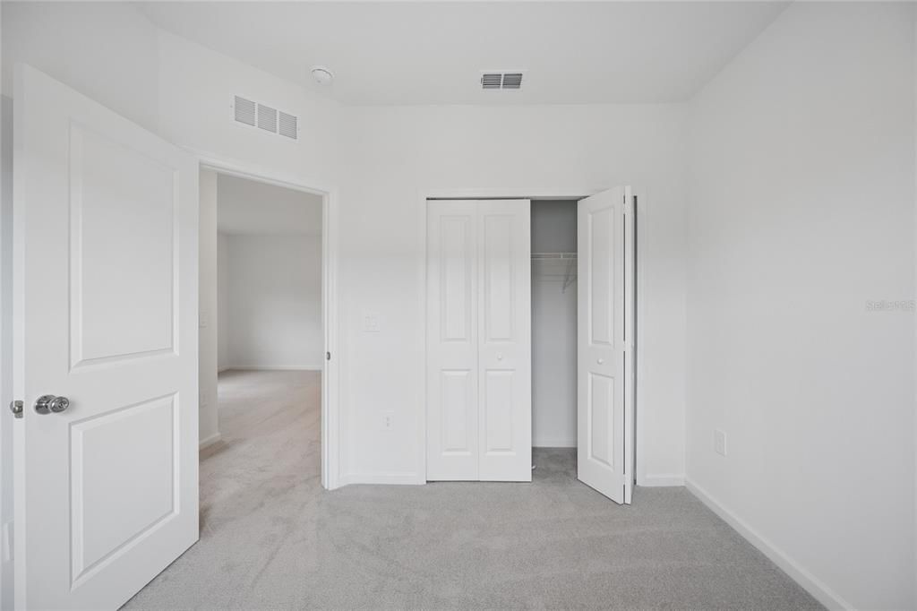 For Rent: $2,000 (3 beds, 2 baths, 1873 Square Feet)