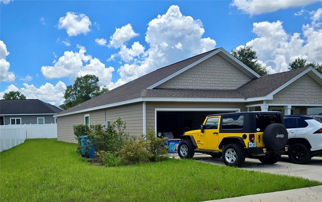 На продажу: $299,990 (4 спален, 2 ванн, 1602 Квадратных фут)
