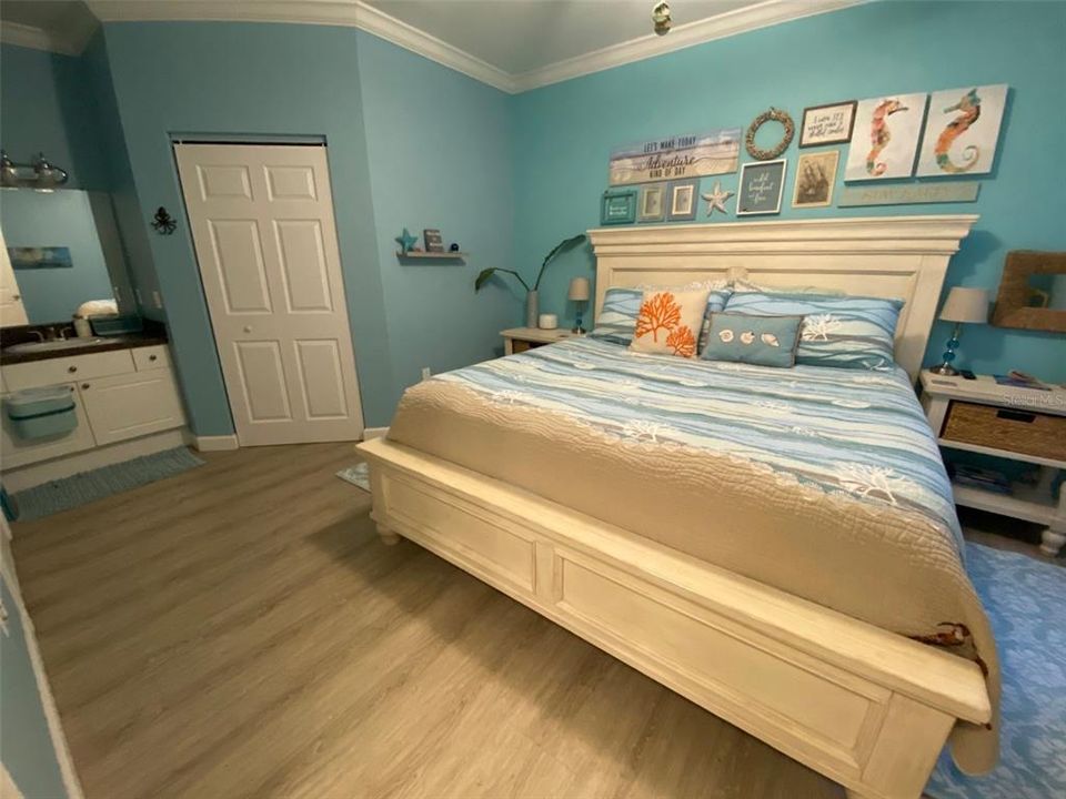 For Rent: $2,500 (3 beds, 2 baths, 1350 Square Feet)