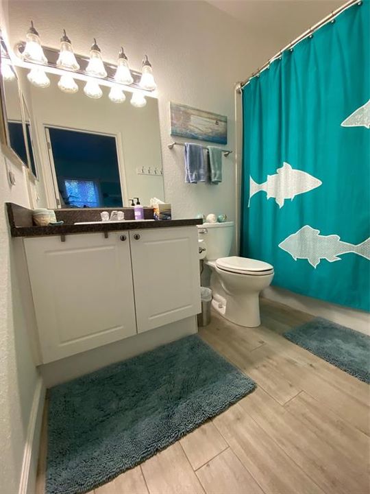 For Rent: $2,500 (3 beds, 2 baths, 1350 Square Feet)