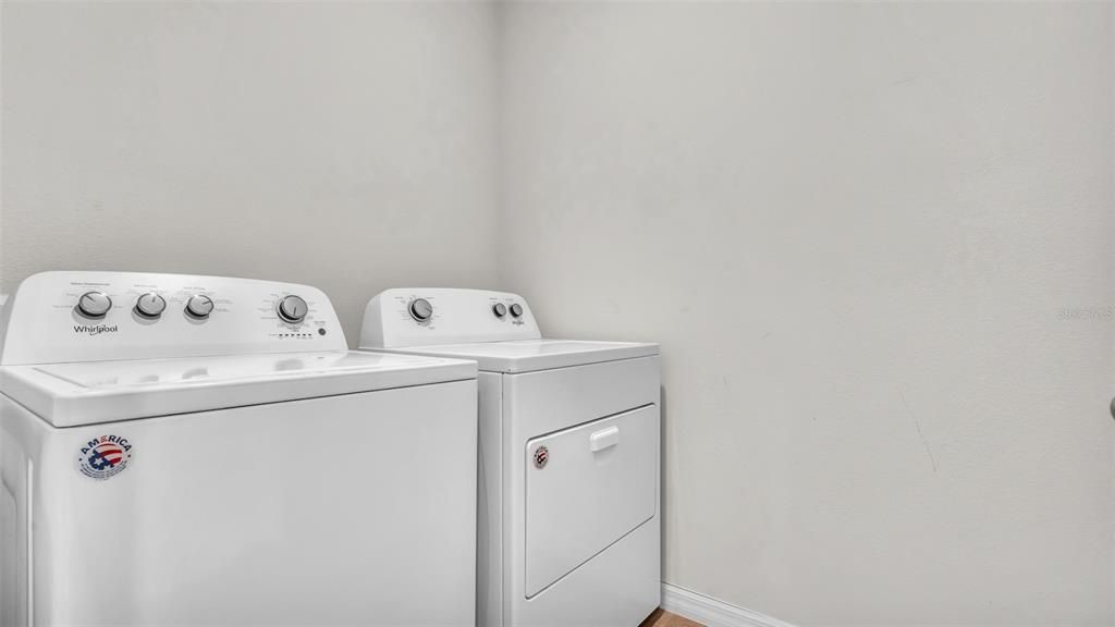 En Renta: $2,995 (4 camas, 3 baños, 2260 Pies cuadrados)