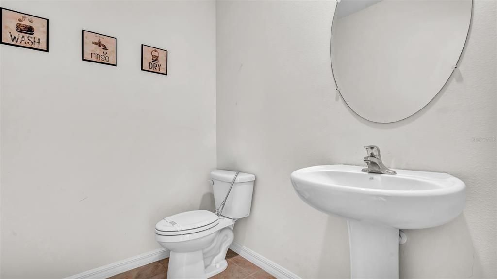 En Renta: $2,995 (4 camas, 3 baños, 2260 Pies cuadrados)