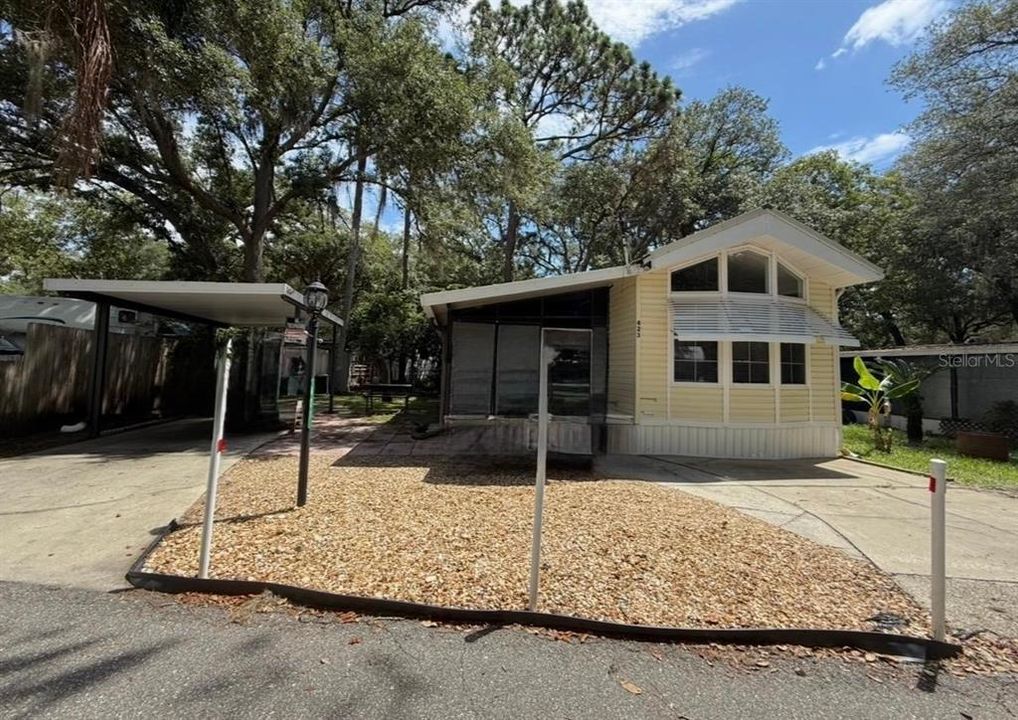 En Venta: $89,900 (2 camas, 2 baños, 739 Pies cuadrados)