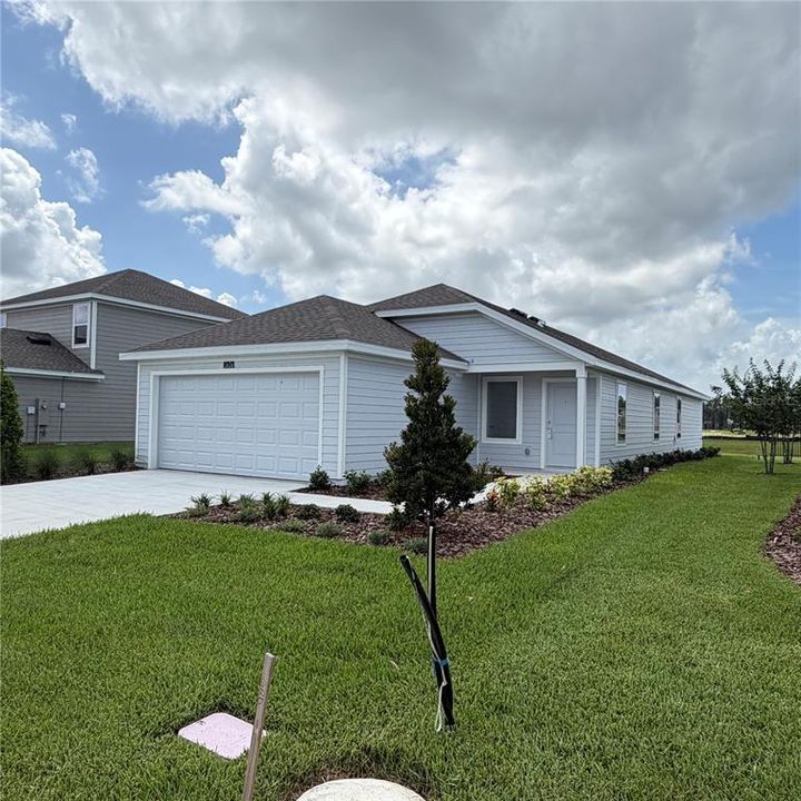 For Rent: $2,197 (4 beds, 2 baths, 1600 Square Feet)