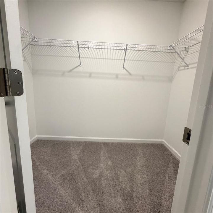 For Rent: $2,197 (4 beds, 2 baths, 1600 Square Feet)