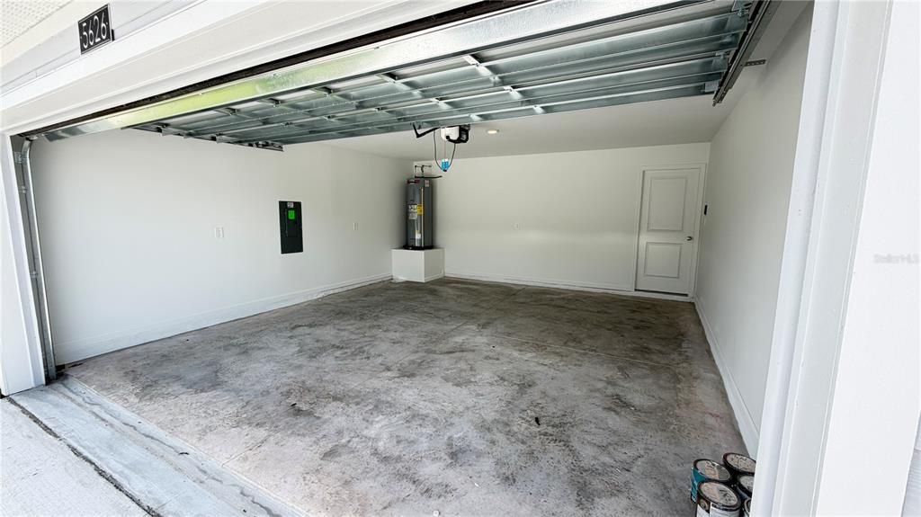 For Rent: $2,197 (4 beds, 2 baths, 1600 Square Feet)
