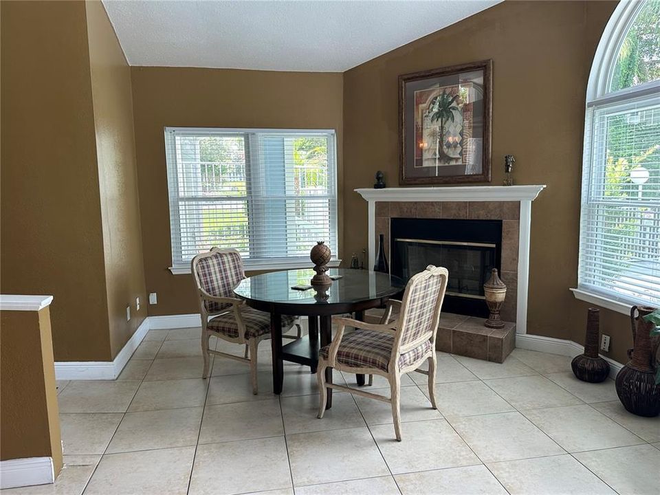 For Sale: $127,000 (1 beds, 1 baths, 588 Square Feet)