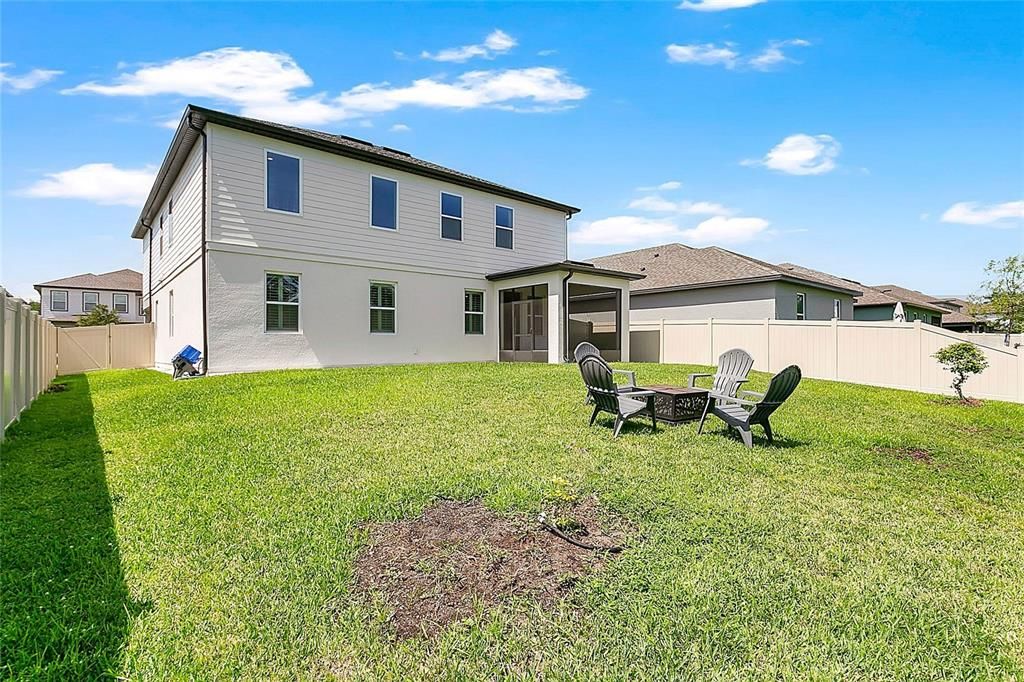 For Sale: $729,000 (5 beds, 3 baths, 2788 Square Feet)