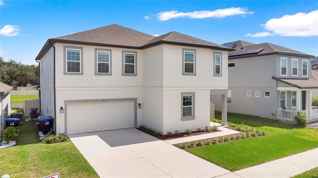 For Sale: $729,000 (5 beds, 3 baths, 2788 Square Feet)