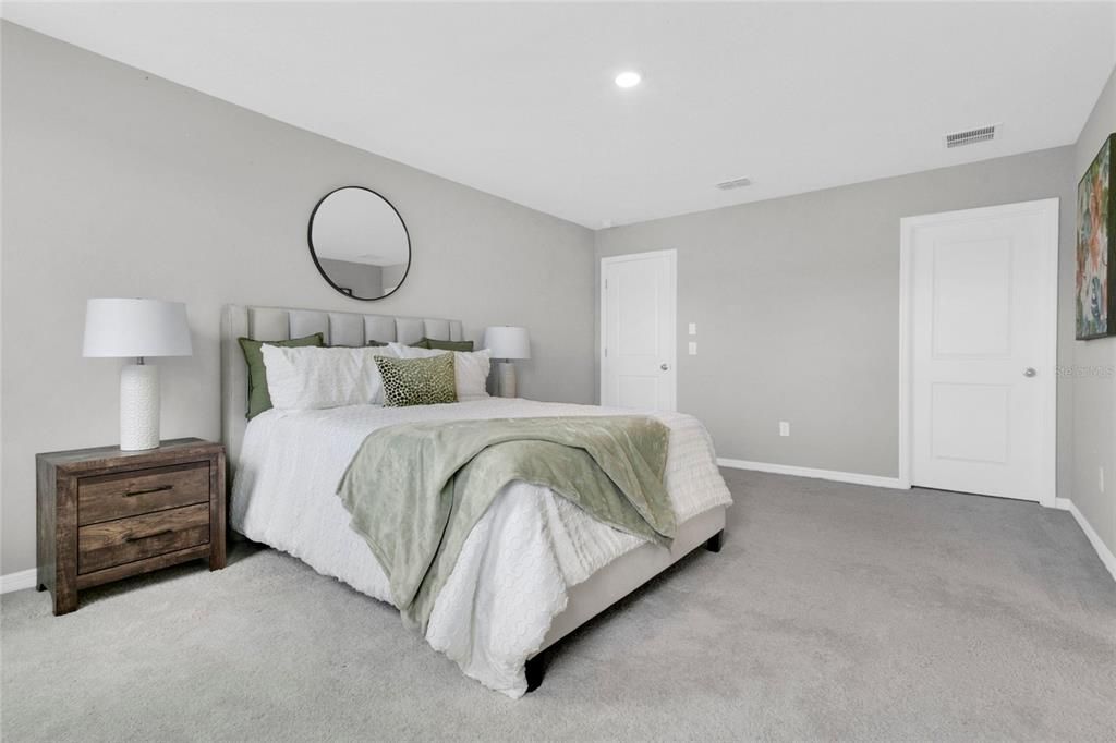 For Sale: $729,000 (5 beds, 3 baths, 2788 Square Feet)