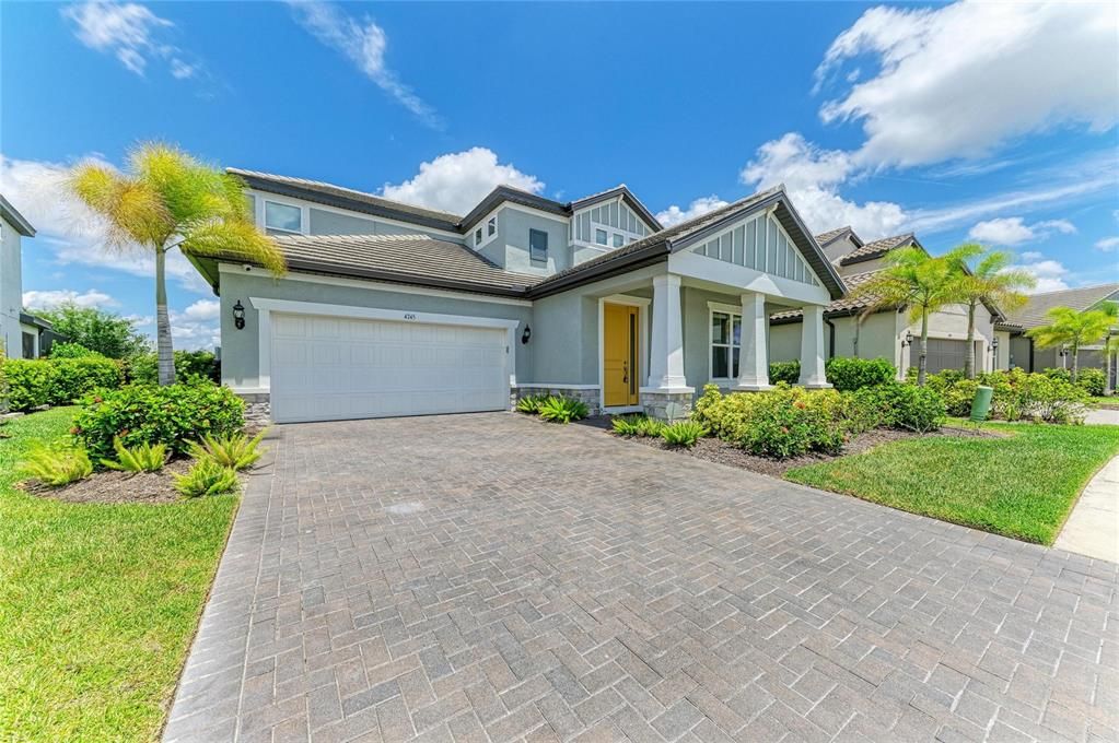 В аренду: $4,590 (4 спален, 4 ванн, 3172 Квадратных фут)