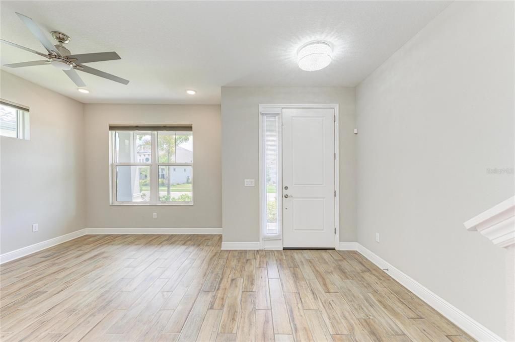 В аренду: $4,590 (4 спален, 4 ванн, 3172 Квадратных фут)