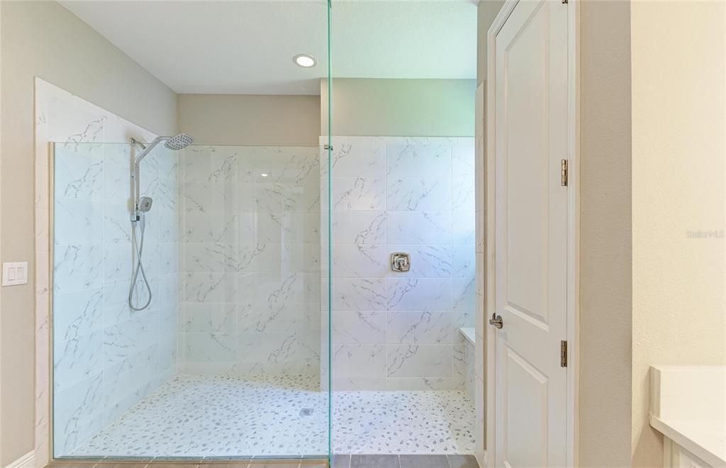 В аренду: $4,590 (4 спален, 4 ванн, 3172 Квадратных фут)