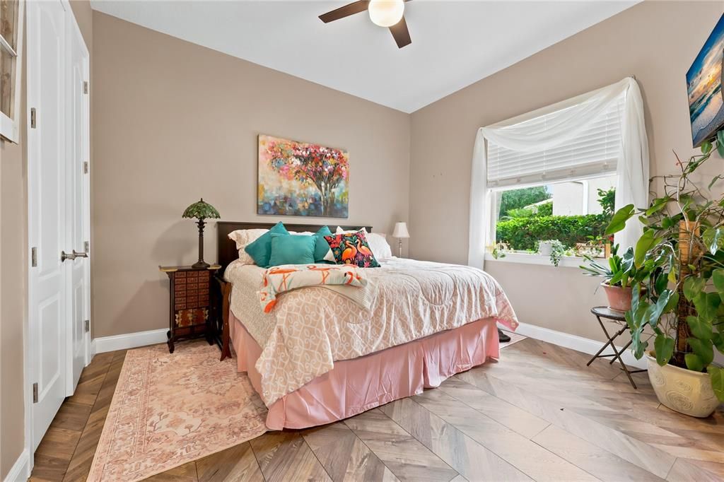 En Venta: $795,000 (4 camas, 3 baños, 3126 Pies cuadrados)