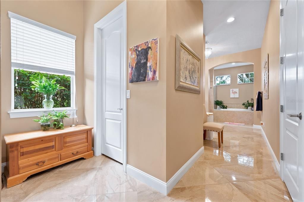 En Venta: $795,000 (4 camas, 3 baños, 3126 Pies cuadrados)