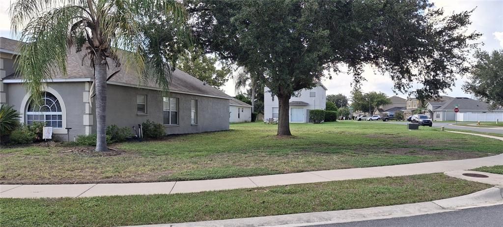 For Sale: $309,900 (3 beds, 2 baths, 1620 Square Feet)