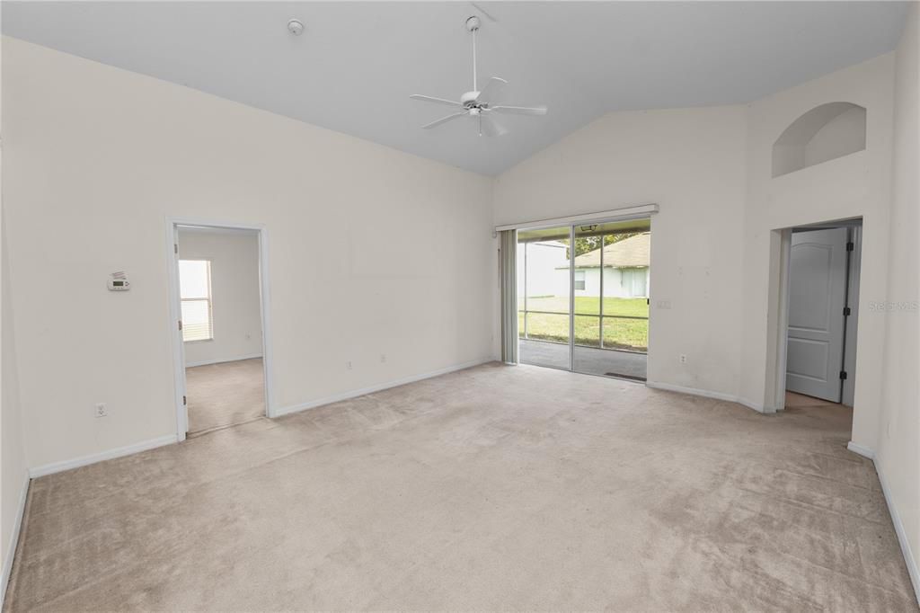 Active With Contract: $308,900 (3 beds, 2 baths, 1620 Square Feet)