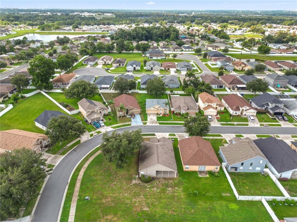 Active With Contract: $308,900 (3 beds, 2 baths, 1620 Square Feet)
