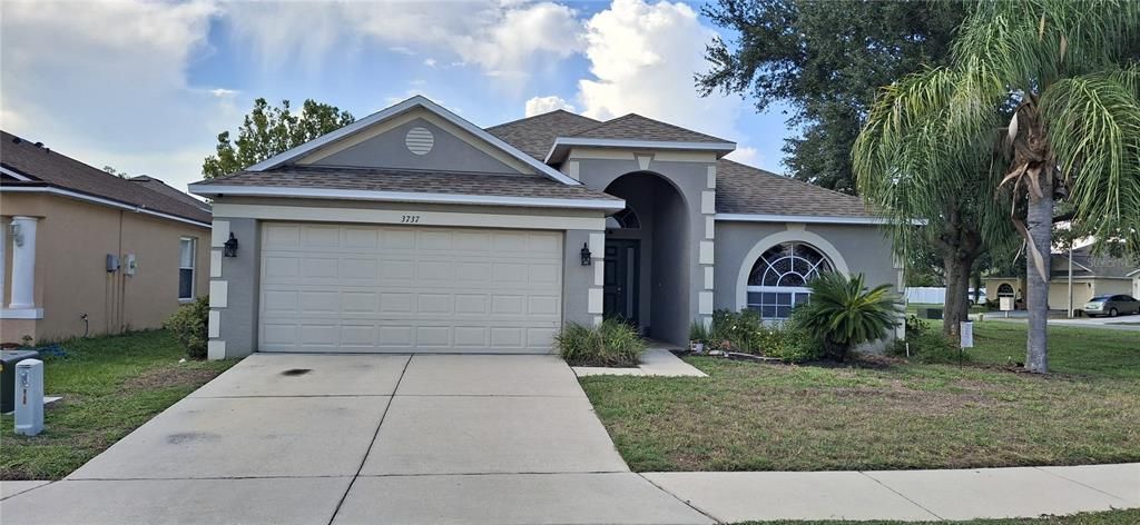For Sale: $309,900 (3 beds, 2 baths, 1620 Square Feet)