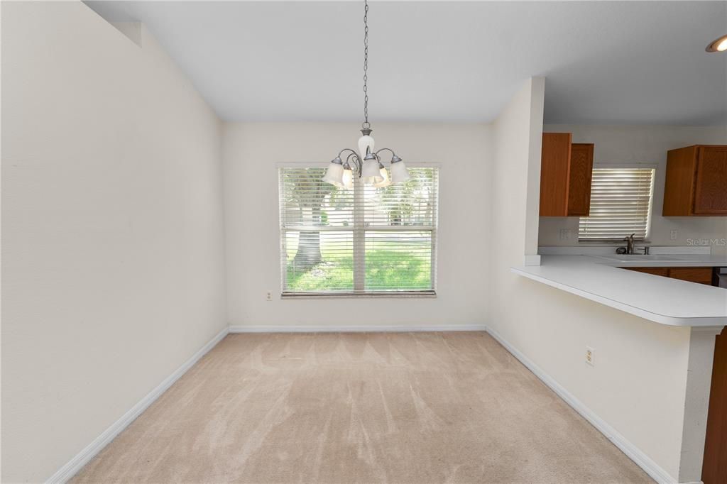 Active With Contract: $308,900 (3 beds, 2 baths, 1620 Square Feet)