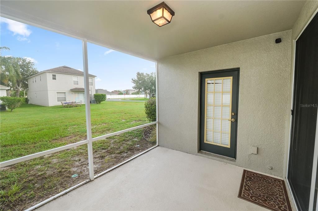 Active With Contract: $308,900 (3 beds, 2 baths, 1620 Square Feet)