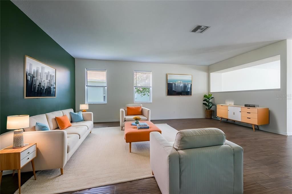 For Sale: $425,000 (4 beds, 2 baths, 2528 Square Feet)